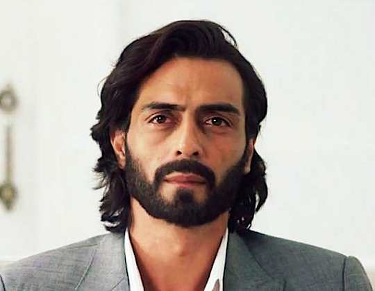 Top 10 Bollywood Stars Who Run Successful Businesses