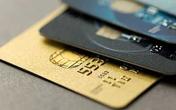 Comparez votre banque et économisez jusqu’à 300€ par an ! Comparez votre banque et économisez jusqu’à 300€ par an !