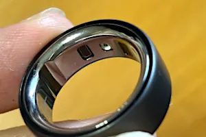 結婚指輪もしないのに一生使い続ける気がしてきたスマートリング「Oura Ring 4」【老師オグチの家電カンフー】