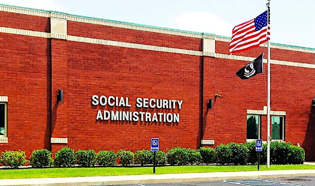 Seniors With No Life Insurance May Get Up To $250,000 If They Do This