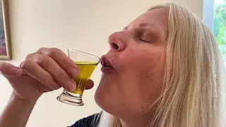 1 copo (todas as noites) limpa o fígado e reduz a gordura da barriga