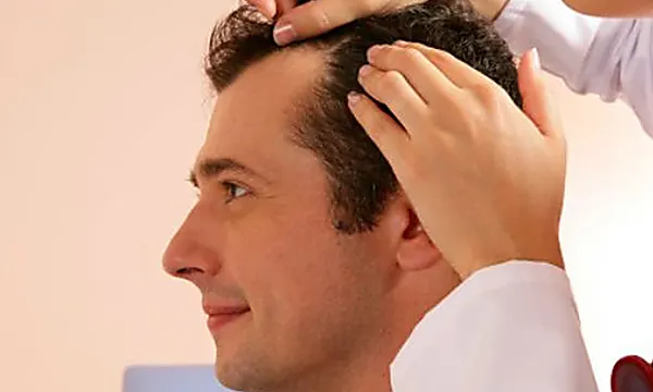 Anvisa libera novo composto natural que ativa a criação de novos fios de cabelo