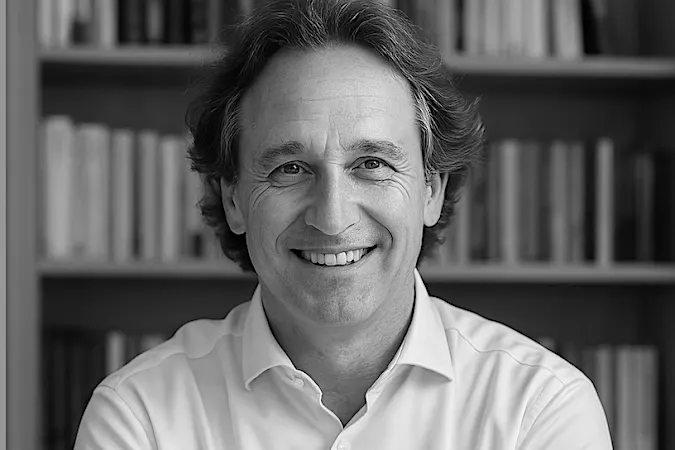 El experto psicólogo Viktor Küppers recomienda: 3 libros para transformar tu vida