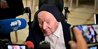 Η γαλλική καλόγρια, το γηραιότερο άτομο της Ευρώπης, νίκησε τον Covid-19 την παραμονή των 117ων γενεθλίων