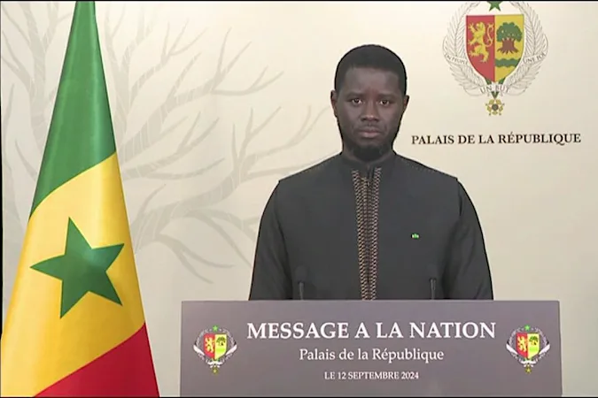 Senegal's president dissolves parliament to call a snap legislative election