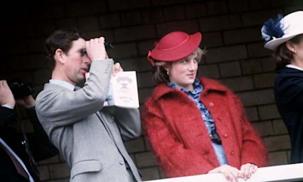 12 Rare Photos Of Princess Diana and Prince Charles You Haven’t Seen