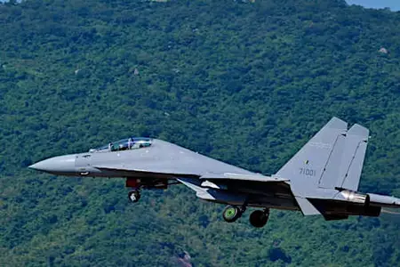 「這是明顯的挑釁」：中國罕見地透露在其海岸附近攔截了兩架外國隱形戰鬥機