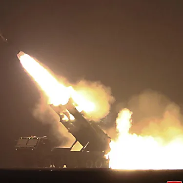 Η Βόρεια Κορέα εκτόξευσε δύο πυραύλους σε δεύτερη δοκιμή μέσα σε τρεις ημέρες