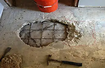 [Pics] Repairman Called The Police When He Saw This Buried At Ice Cream Shop's Basement