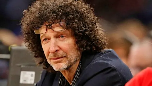 [Pics] At 67, This Is Where Howard Stern Lives