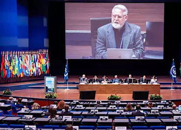 Αλβανοί δικαστές, δικαστές του ΔΠΔ και αξιωματούχοι του ΟΗΕ καταδικάζουν τις κυρώσεις των ΗΠΑ