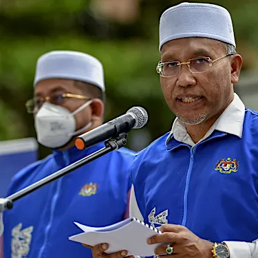 Minister: State Islamic religious departments asked to investigate ‘taubat’ packages on social media