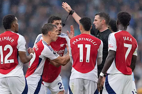 Why Leandro Trossard isn't banned for Arsenal's next Premier League game