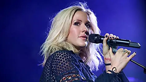 Live Lounge: Η Ellie Goulding καλύπτει το The Weeknd