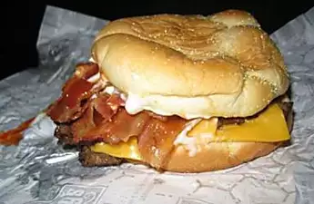 [Photos] This Is By Far The Worst Fast Food Chain In The Country