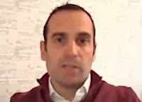 COVID-19: Ο ασθενής που είναι τελικώς άρρωστος απαιτεί επανεξέταση προτεραιότητας εμβολίου κοροναϊού