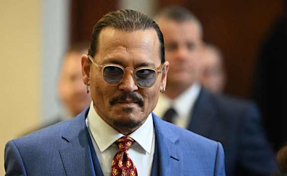 Johnny Depp Can't Hide His Reaction After Bizarre Moment During Trial