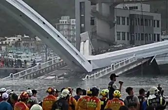 Four bodies found, two still missing after Taiwan bridge collapse
