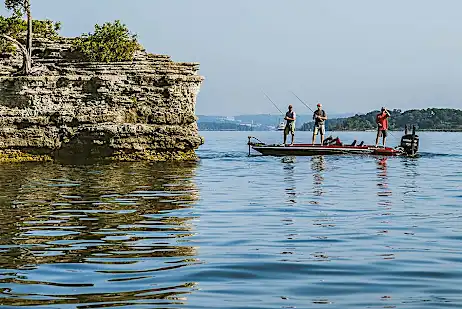 Ψάρεμα στο Lake Rock