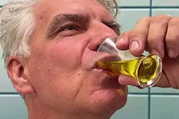 Προστάτης: Εάν σηκώνεστε για να ουρήσετε περισσότερες από δύο φορές τη νύχτα, διαβάστε αυτό.