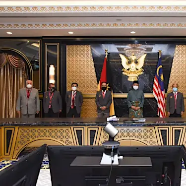 Sarawak CM receives two courtesy calls at his office