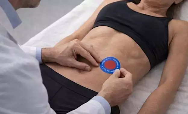 Bauchfett schmilzt wie Butter mit diesem 50 Cent Pflaster - einfach aufkleben