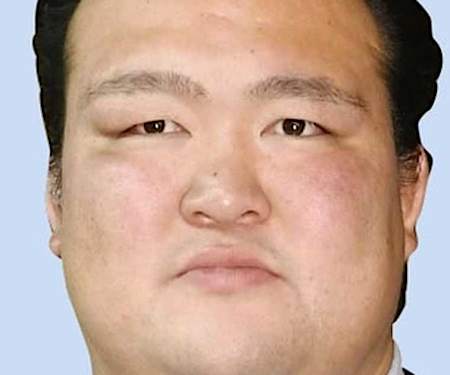 元横綱稀勢の里が６歳下の女性と結婚　大相撲の二所ノ関親方