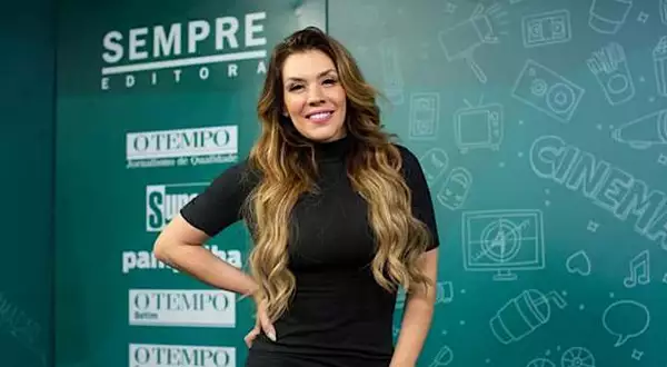 Simony assume namoro com cantor e compositor Felipe Rodrigues