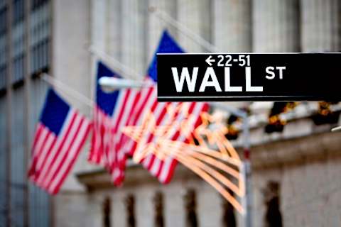 Stocks - Wall Street Opens Mixed As Jobless Claims Hit 5-Mo Low; Dow Down 21 Pts