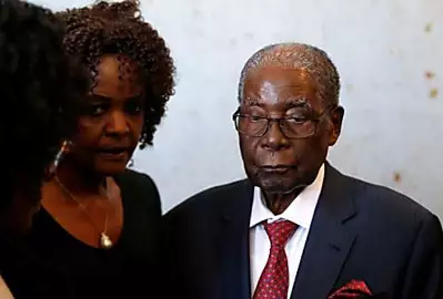 Ο Robert Mugabe, υπό ιατρική περίθαλψη στη Σιγκαπούρη, δεν μπορεί να περπατήσει: Πρόεδρος της Ζιμπάμπουε Emmerson Mnangagwa
