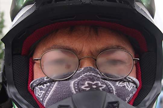 Comment éviter la buée sur les lunettes avec le masque ?