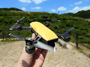 Προσιτό Selfie Quadcopter κατακτά την Ελλάδα.  Η ιδέα είναι η μεγαλοφυία ...