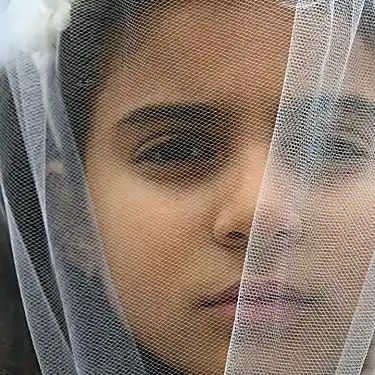 Η Ινδία συλλαμβάνει 2.000 άνδρες για την καταστολή των παράνομων γάμων παιδιών