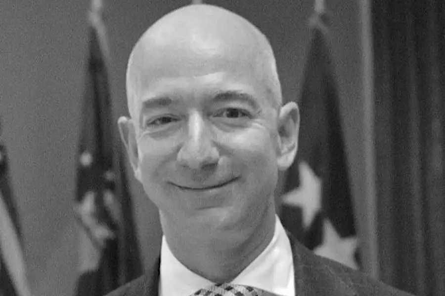 Amazon Founder Jeff Bezos Recommends: 5 Books For Turning Your Life Around