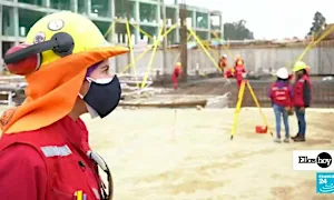Mujeres chilenas construyen un edificio hospitalario y derrumban roles de género