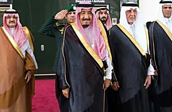 King steps in as Riyadh defends itself in Khashoggi case