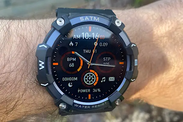 Nieuwe, onverwoestbare militaire smartwatch verovert Nederland als een wervelwind