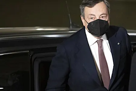 Ιταλία: Ο Μάριο Ντράγκι εξασφάλισε στήριξη για νέα κυβέρνηση Ιταλία: Ο Μάριο Ντράγκι εξασφάλισε στήριξη για νέα κυβέρνηση