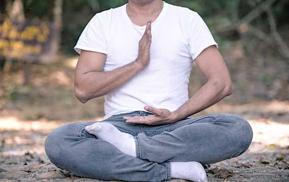 Stress, fatigue, dépression hivernale... essayez le Qi Gong ! Stress, fatigue, dépression hivernale... essayez le Qi Gong !