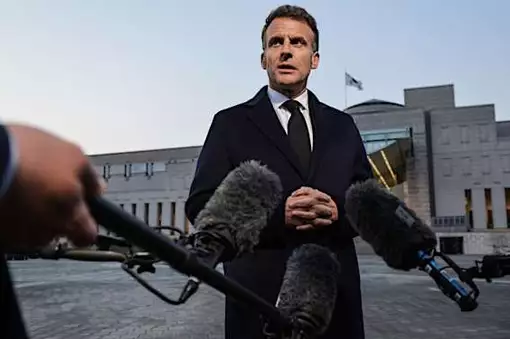 Μακρόν χαρακτηρίζει «μη ρεαλιστικό» το άνοιγμα του Στενού του Ορμούζ με τη βία, προτρέπει τον Τραμπ να «είναι σοβαρός»