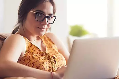 Online Work From Home Jobs in the USA May Pay More Than You Think