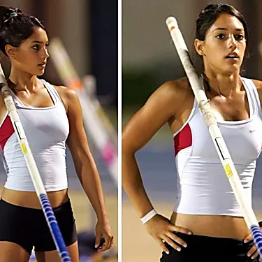 [Gallery] Innocent Photo Ruins A Young Pole Vaulter's Career