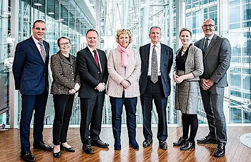 Η απόκτηση εργασίας στο Ηνωμένο Βασίλειο μπορεί να είναι ευκολότερη από ό, τι νομίζετε