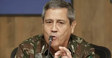 Omar Aziz suspende sessão da CPI e consulta STF antes de pedir a prisão de funcionária da Precisa; Braga Netto pode ser convocado