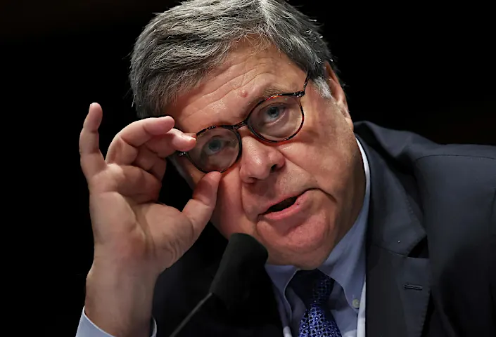 Ο γενικός εισαγγελέας των ΗΠΑ απορρίπτει τους ισχυρισμούς του Τραμπ για απάτη που τροποποιεί τις εκλογές Ο γενικός εισαγγελέας των ΗΠΑ απορρίπτει τους ισχυρισμούς του Τραμπ για απάτη που τροποποιεί τις εκλογές