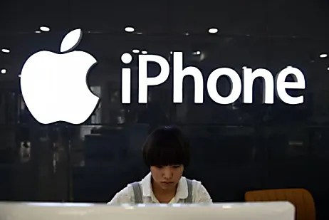 Apple makes rare cut to sales forecast on weak China sales; US stock futures fall sharply