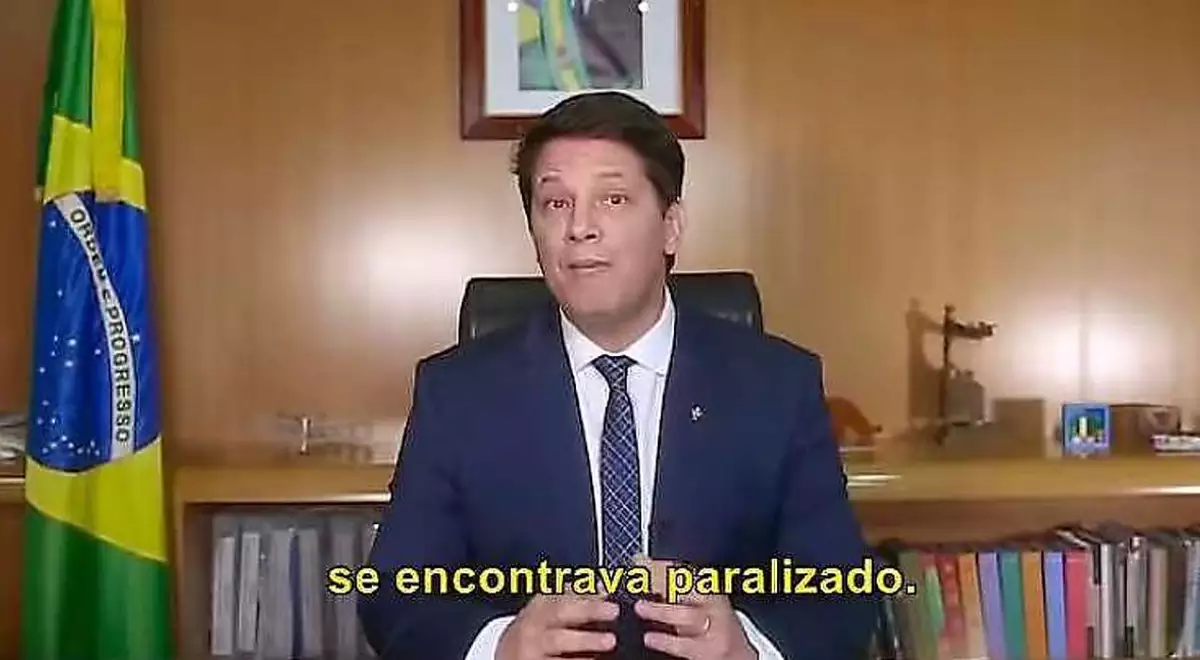 Mônica Bergamo: Secretaria da Cultura de Bolsonaro comete erro de português em vídeo