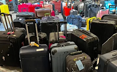 Airports Say Don't Use This Type Of Suitcase