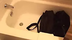 Hotel Tricks, Put Your Luggage In The Bathtub Immediately