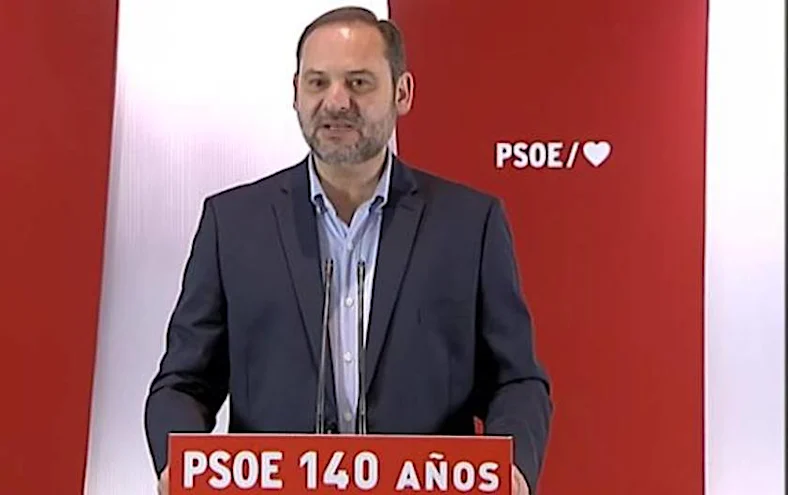 Ábalos pide a la derecha que dejen los "insultos"